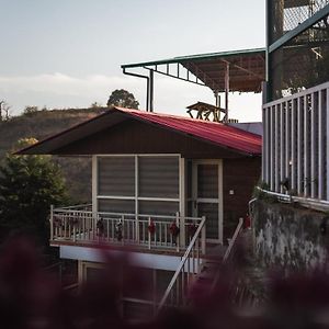 Shivalaya Resort By Evaan, Near Kaichi Dham